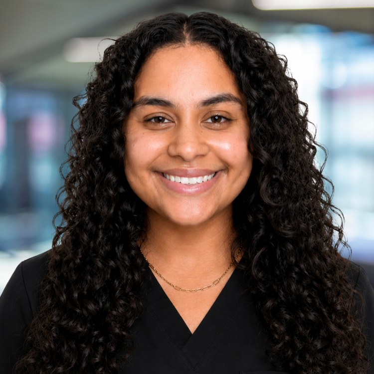 Nicole Salgado, Registered Dental Assistant